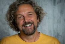 ANTONIO ORNANO, in Sicilia l’esilarante sfogo di un maschio caucasico irrisolto